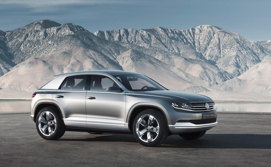  Volkswagen Cross Coupe Concept 2011 года  (фото 9 из 22)